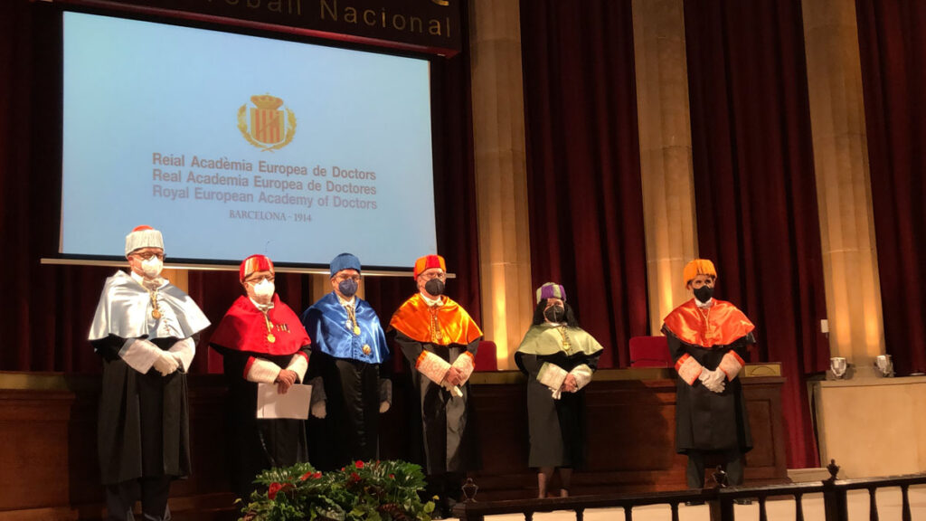 Solemne Sesión Oficial de recepción como Académico Correspondiente del Excmo. Sr. Dr. Fernando-José Palomar Mascaró.